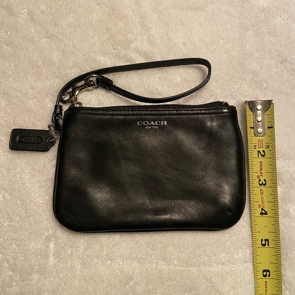 Coach leather wristlet - Picture 4 of 5